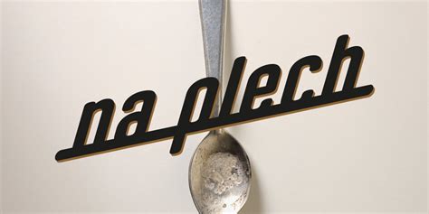 Cesto z cukrárskeho vrecka striekané na plech