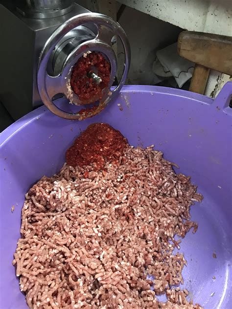 Fázy prípravy domácich klobás