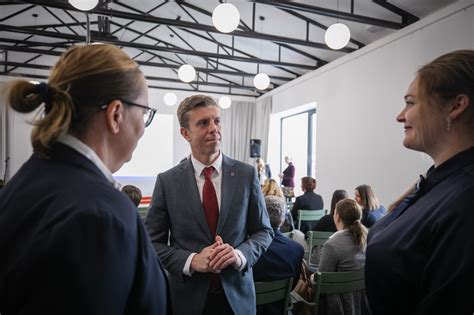 Proces prípravy vegánskeho parížskeho šalátu