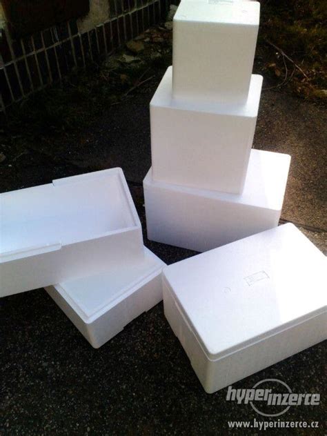 polystyrénový termobox s potravinami