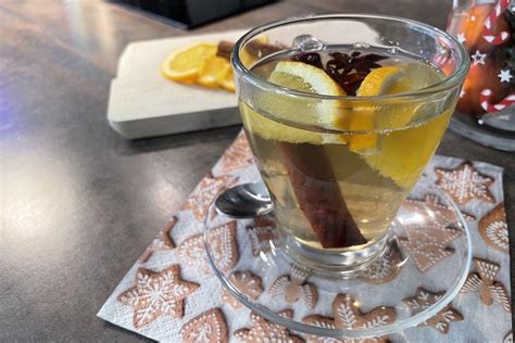 Ingrediencie na biele varené víno