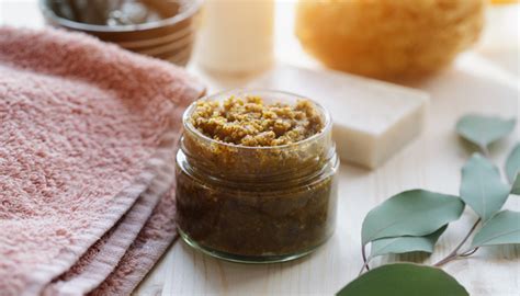 Domáci medový peeling