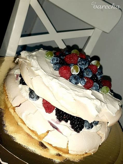 Bielkový korpus na tortu Pavlova