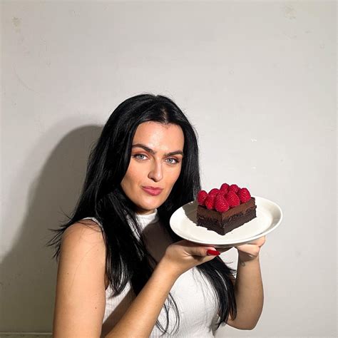 karamelizácia cukru na panvici