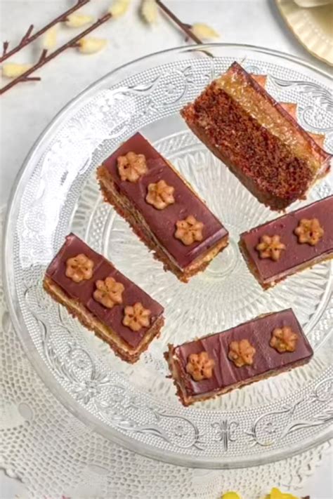 Zloženie ingrediencií na Opitého Izidora