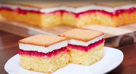 farebný ovocný koláč