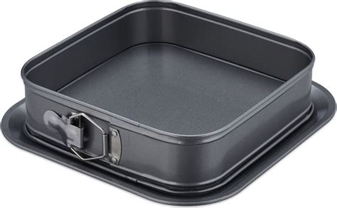 Rôzne formy na pečenie dopravných prostriedkov