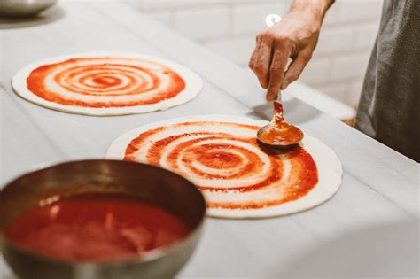 Proces prípravy pizze vo virtuálnej kuchyni