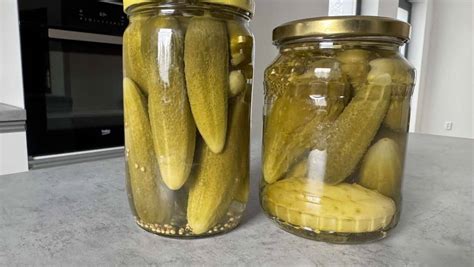 kyslé uhorky nakrájané na kocky