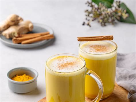 Zlaté mlieko (Kurkuma Latte)