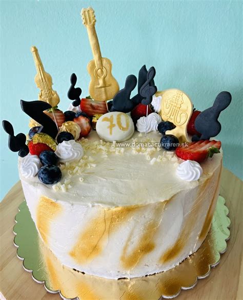 hudobná torta pre tínedžera