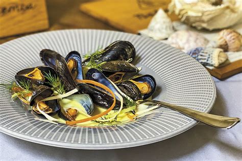 Tanier s pripravenými slávkami