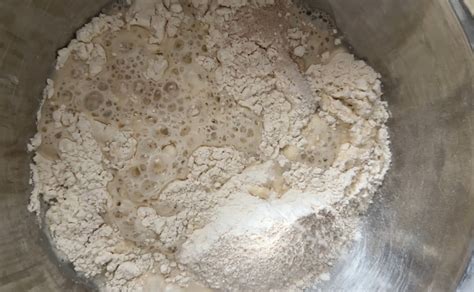 Ingrediencie na prípravu kysnutého cesta