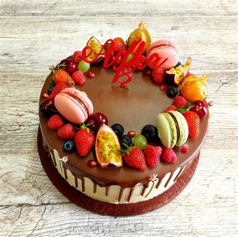 farebné vrstvy torty