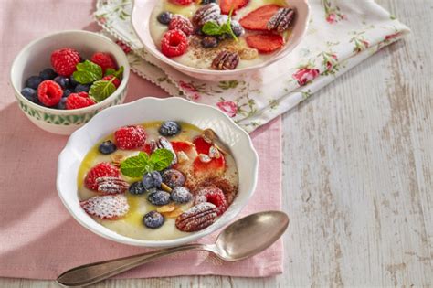 Príprava sladkej kukuričnej kaše s ovocím