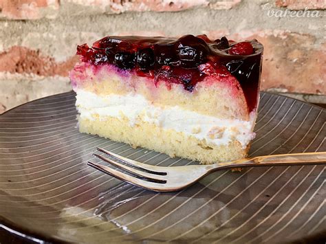 Tvarohovo-ovocná torta so želé