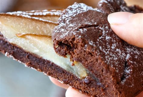 Čokoládový koláč s hruškami