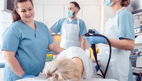 Ilustrácia čistenia čriev pred kolonoskopiou