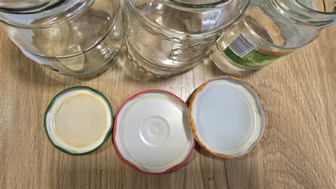 Proces sterilizácie zaváraninových pohárov