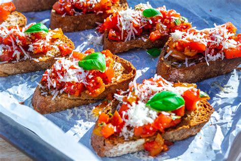Bruschetta s paradajkami a mozzarellou