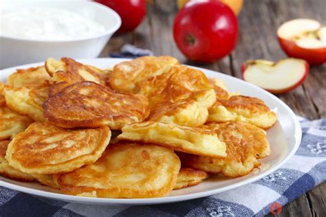 Mini palacinky z jablka a vajca