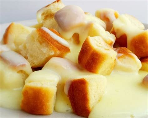 Dukátové buchtičky s vanilkovým krémom