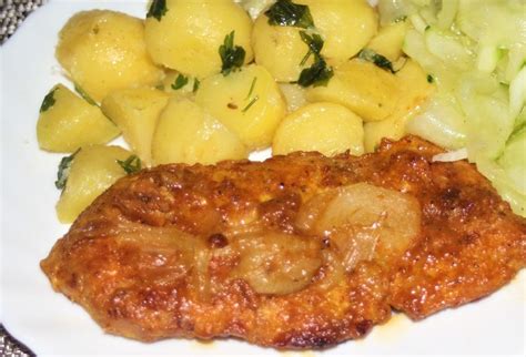 Obrátené bravčové rezne s mrkvou a rozmarínom