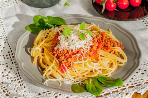 Zapekané špagety s bolonskou omáčkou