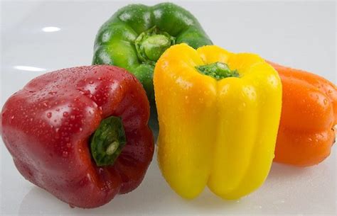 Rôzne druhy papriky vhodné na zaváranie
