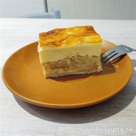 Jablkový koláč z lístkového cesta