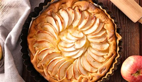 Hotový vegánsky jablkový koláč