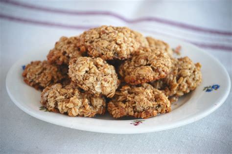Ilustrácia hotových cookies z ovsených vločiek