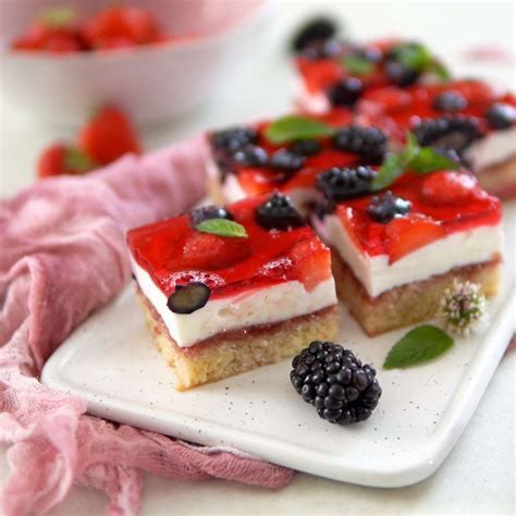 Čerstvé ovocie na koláči