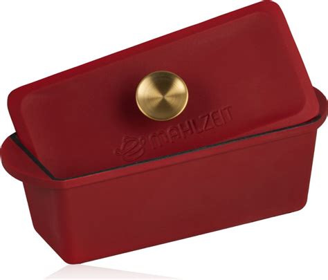 Pekáč s bravčovým plieckom pripravený na pečenie