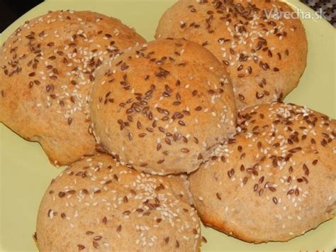 Tabuľka porovnania nutričných hodnôt špaldovej a pšeničnej múky