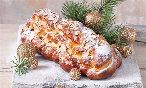 Ozdobená pletená vianočka