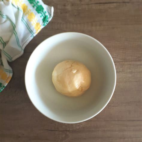 Miska s ingredienciami na cesto na štrúdľu