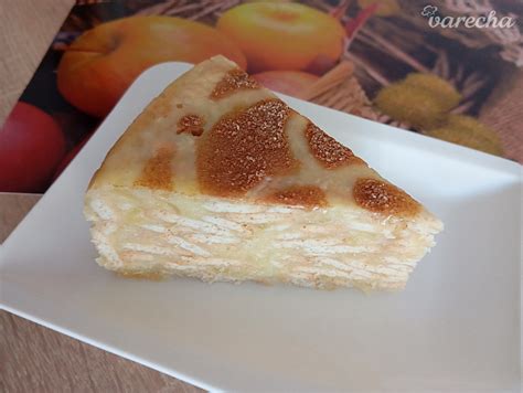 Návodné kroky na prípravu nepečenej jablkovej torty