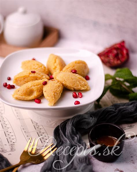 Ilustrácia rôznych druhov kukuričnej múky a jej použitia v kuchyni