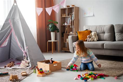 žena meditujúca v pokoji