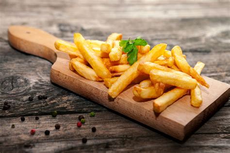 Belgické hranolky s rôznymi omáčkami