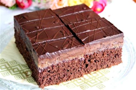 Opitý Izidor zákusok