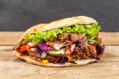 Grilovaný skopový kebab