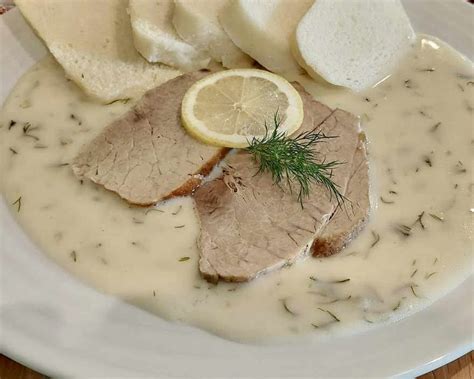 Hotová kôprová omáčka v miske