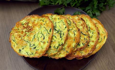 Cuketové placky s bryndzou