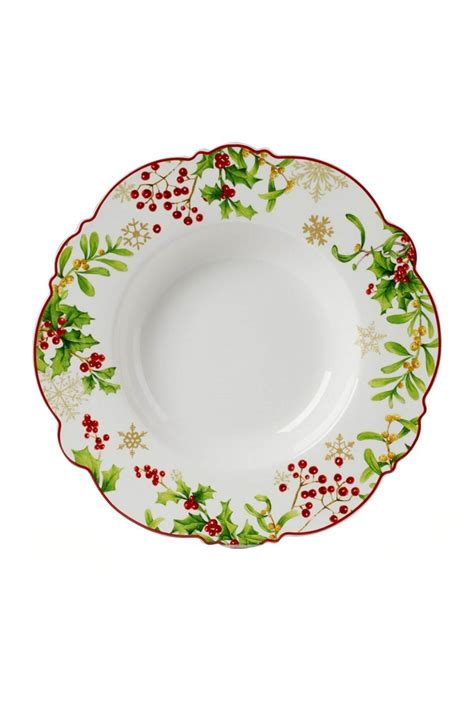 Servírovaný tanier s hotovým hubovým krúpovým riztom