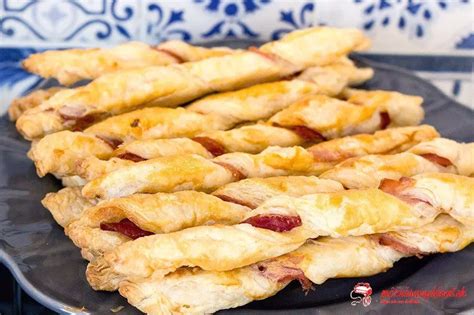 Obrázok twister tyčiniek zo lístkového cesta