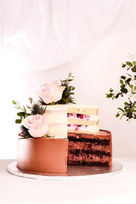 Schéma skladania dvojposchodovej torty