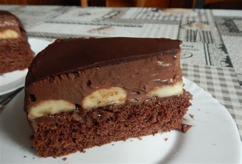 Čokoládová torta s parížskou šľahačkou