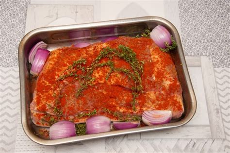 Bravčové pliecko pripravené na pečenie